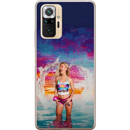 Yhteensopiva Puhelinkuori Xiaomi Redmi Note 10 Pro Vaalea nainen kirjavia rantavaatteita pelaa meressä auringonlaskun aikaan