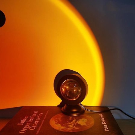 Mini USB Solnedgångslampa LED Projektor Nattlampa 16 Färger Switch Regnbågsatmosfär Hem Sovrum Bakgrund Väggdekoration Gåva