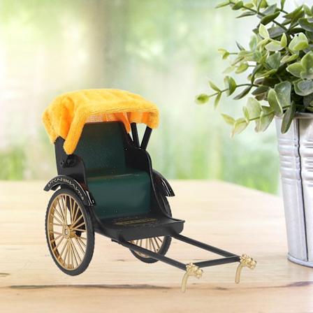 Retro Rickshaw -malli, upeat yksityiskohdat, nostalginen seos, simuloitu Rickshaw -lelu, Rickshaw -koriste keräilyyn, tummanvihreä