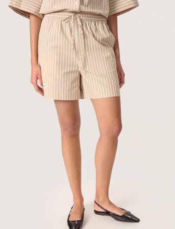 Soaked in Luxury Slkaily Shorts - Beige - M
