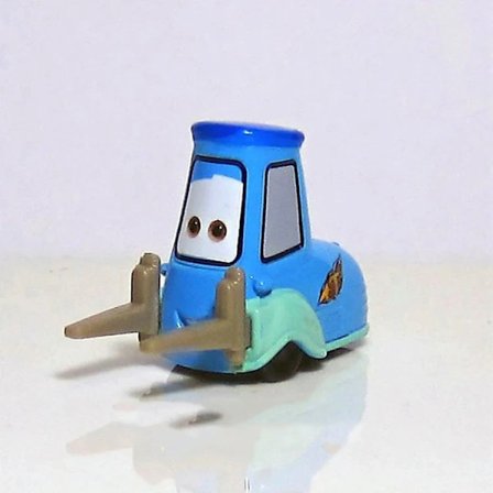 Lynet McQueen, Sheriff Chick Hicks, King Frank og Miss Die Hard Bil 1:55 Børnefødselsdagsgave