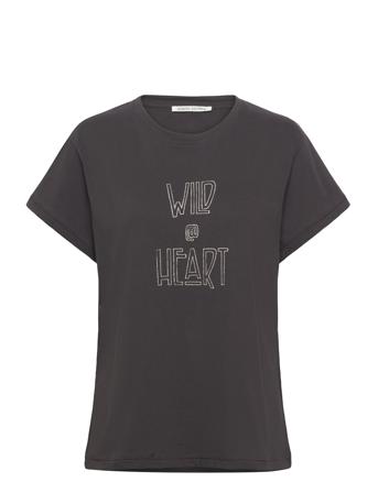 Wild @Heart T-Shirt - Ambla Tops T-shirts & Tops Short-sleeved Black Rabens Sal R