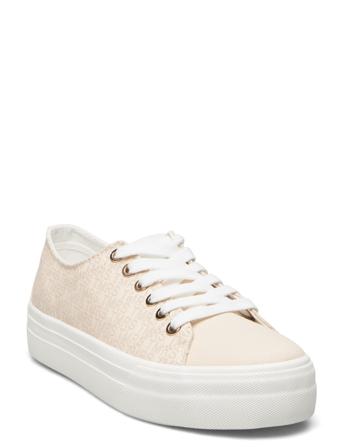 Women Lace-Up Low-top Sneakers Cream Tamaris
