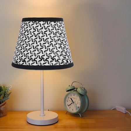 Tekorottinkipunottu Lampunvarjostin E27 E14 PE Koristeellinen Lampunvarjostimen Vaihto Metallikiinnikkeellä Pöytä-, Seinä- ja Lattiavalaisimeen