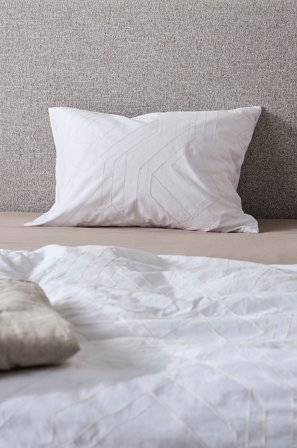 Jotex - Putevar Hvit/beige - BRYONA - Kjøp Putevar hos Jotex