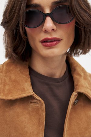 NA-KD Slim Oval Sunglasses - Solbriller - Sort - One Size