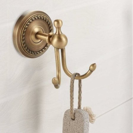 Väggmonterad, antik mässingshanddukshängare för badrum