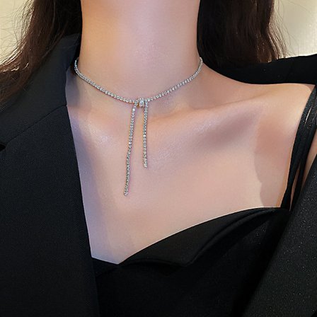 Zirkon vatten droppe choker halsband, lätt lyx, nisch high-end, krage, höst- och vinterklänning, mångsidigt temperament tillbehör