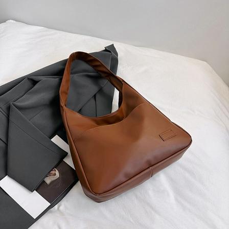 Suuri Kapasiteetti Retro Yksivärinen Syksy Uusi Tekstuuri Tote Bag College-Opiskelija Klassinen Olkalaukku Yksinkertainen Vapaa-ajan Laukku 