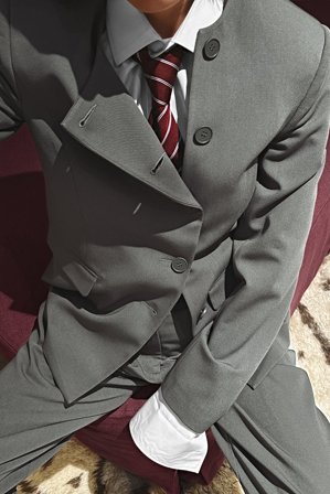 Lydia Tomlinson x NA-KD Kort blazer med hög krage och knappar - Figursydd kavaj - Grå - EU 34