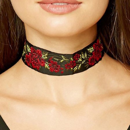 Halsband choker blomma