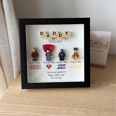 Supersankari Valokuvakehys Seinätaide Retro Sarjakuvahahmo Perhekoriste_Halvat lahjat