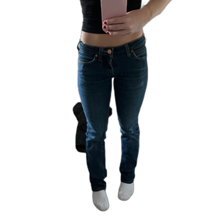 lågmidjade acne jeans