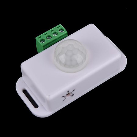 Automatisk DC 12-24V 8A Infraröd PIR Rörelsesensorsbrytare För LED-ljus Stilren[YJD]