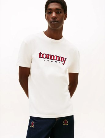 Tommy Jeans Tjm Reg Appliq Graphic Ss T Ext - White - XXL