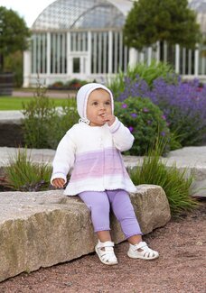 Babykofta och hätta Othilia