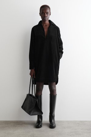 COS Kurzes Hemdkleid Aus Cord in Schwarz - Frauen