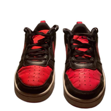 Nike skor svart och röda