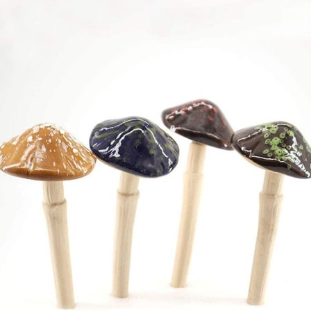 Keramiske hage sopp sett med 4 fargerike lyd Fly Agaric Fairy Garden Keramisk P