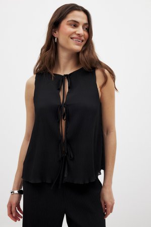 NA-KD Plissiertes Top mit Schnürung - Tops mit Knotendetail - Schwarz - M