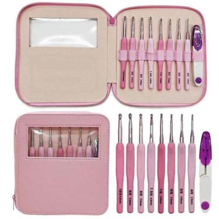 N030 - Set Med 8 St. Ergonomiska Virknålar I Snyggt Rosa Fodral