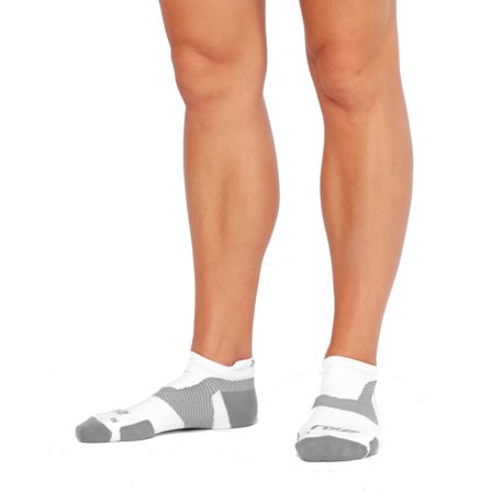 2XU Vectr Light Cushion No Show Sock workout socks White M