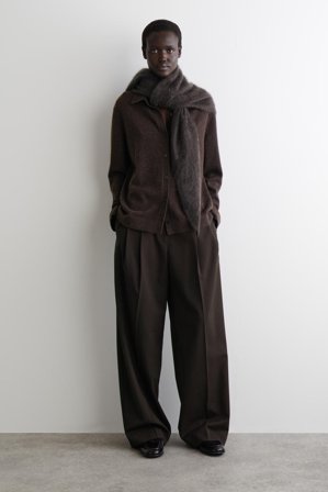 COS Women's Camicia In Cashmere in Marrone