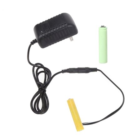 Strømadapter AAA-batterieliminatorer erstatter 2 AAA-batterier for LED-lyslenke