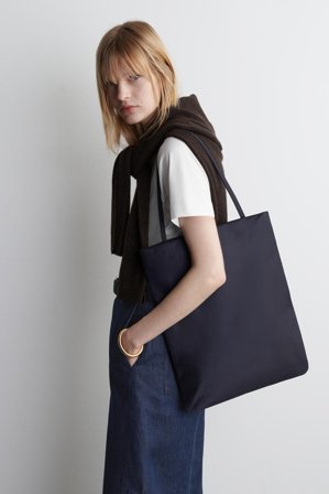 COS Women's Archive Tote Bag - Nylon in Navy