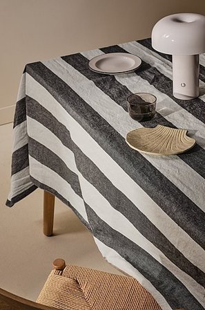 Jotex - Tafelkleed Van Linnen-mix Zwart Zwart - SANNE - Koop Tafelkleden bij Jotex