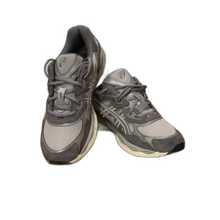 Grå ASICS GEL-NYC sneakers