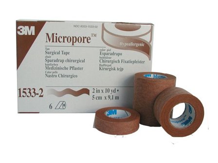 MICROPORE Beige 2,5cm x 9,1m 1 12/fp - Lyreco - Sjukvård och omsorg - Förband och fixering - Fixeringstejp