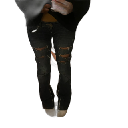 Mörkblå bootcut jeans med slitningar