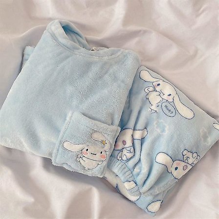 Tegneserie Sød Pyjamas til Kvinder Vinter Kawaii Sanrios Cinnamoroll Coral Fleece Hjemmetøj Pyjamas Sæt Varme Søvn Toppe