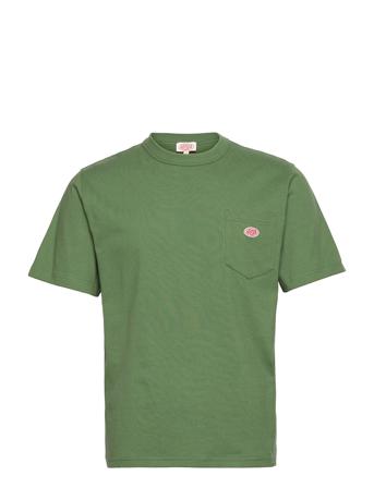 Basic Pocket T-Shirt "Callac" T-shirts Short-sleeved Grønn Armor Lux