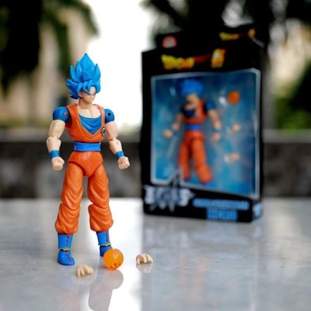Dragon Ball Super Evolve - Super Saiyan Blue Goku 5" Toimintahahmo