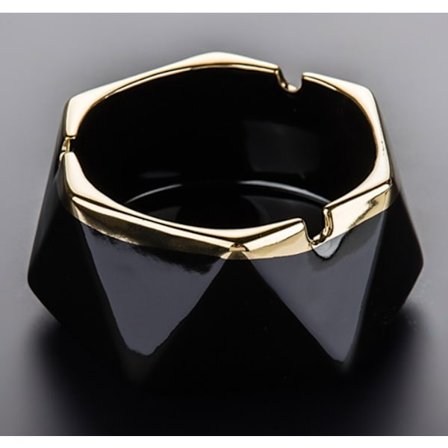 1 stk. svart keramisk askebeger med lokk og gullkanter, vindtett askebeger