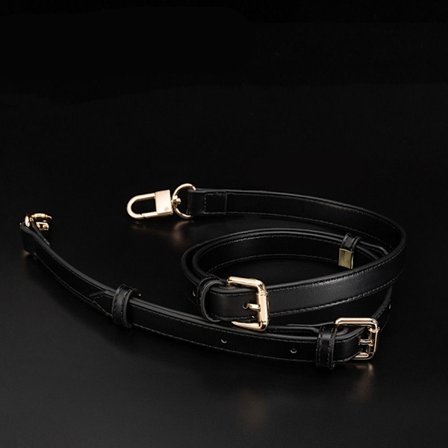 Laukkuhihna Longchamp BLACK -autoon - spot-ale