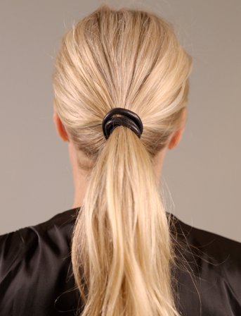 Corinne Leather Band Short Narrow Bendable - Black - ONE SIZE