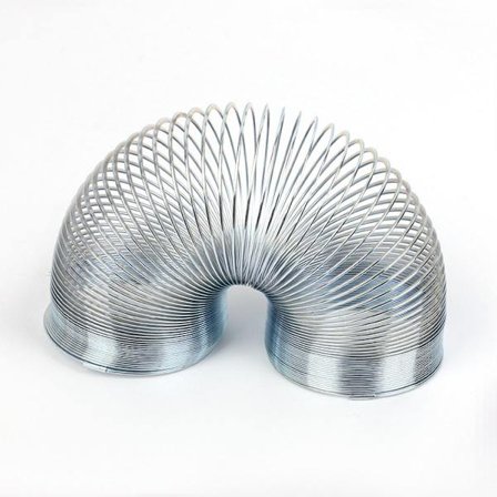 Den originale Slinky Walking Spring-leken, 2,75-tommers diameter metall Slinky, Fidget-leker, Barneleker for alderen 5+ av Just Play