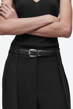 COS Women's Pantaloni Sartoriali Fluidi A Gamba Dritta in Nero