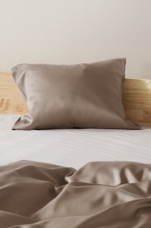 Jotex - Putetrekk i Sateng Leire - NOELA - Kjøp Putevar hos Jotex