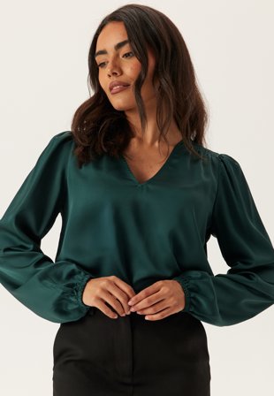 VILA - Viellette L/S SMOCK SATIN TOP - Ponderosa Pine - Kläder - - Bubbleroom