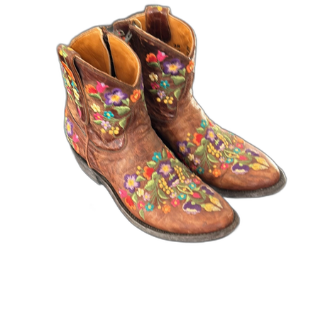 Bruna broderade boots