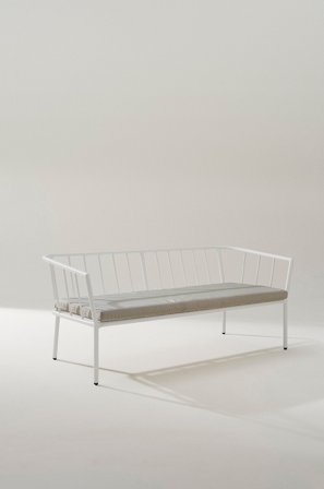 Jotex - Utesofa 2-seters Hvit - MENTON - Kjøp Hagesofaer & hagebenker hos Jotex
