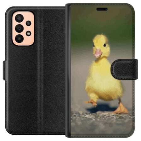 Kompatibel Tegnebogsetui til Samsung Galaxy A23 Sød gul ælling, der går på en naturinspireret baggrund med blødt farvetone, charmerende udtryk og sød