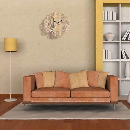 Puun oksasta valmistettu seinäkello sisä- ja ulkokäyttöön