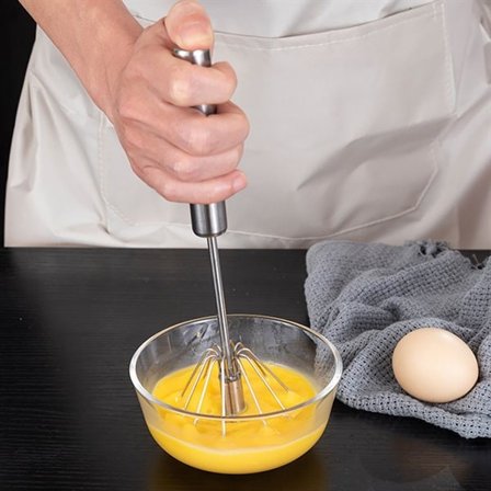 Halvautomatisk handvisp i rostfritt stål för smidig vispning