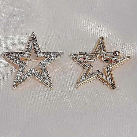 Brosje med perler og krystaller for formell damebekledning