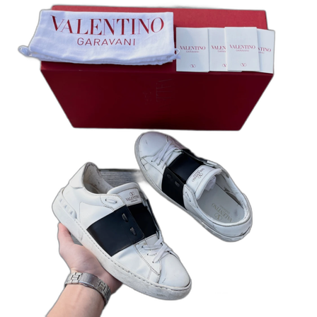 Valentino Open